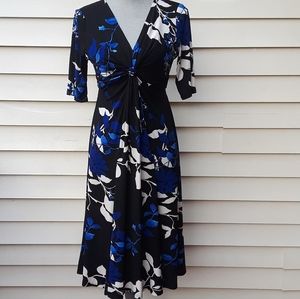Jones new York dress size 6 black blue and white
